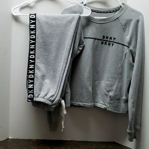 DKNY Sweat Outfit SZ M
